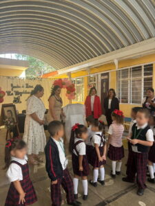 Evento precedido por las autoridades educativas de la DRSE, Mtra. María Luisa Rodríguez Robles en los 51 años de servicio del Jardín de Niños Ma. Magdalena Arias